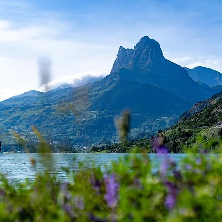 Hotel Snoe De Sallent 4