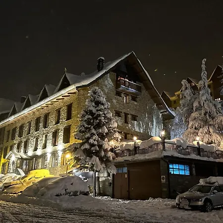 Snoe De Sallent 4 Szálloda