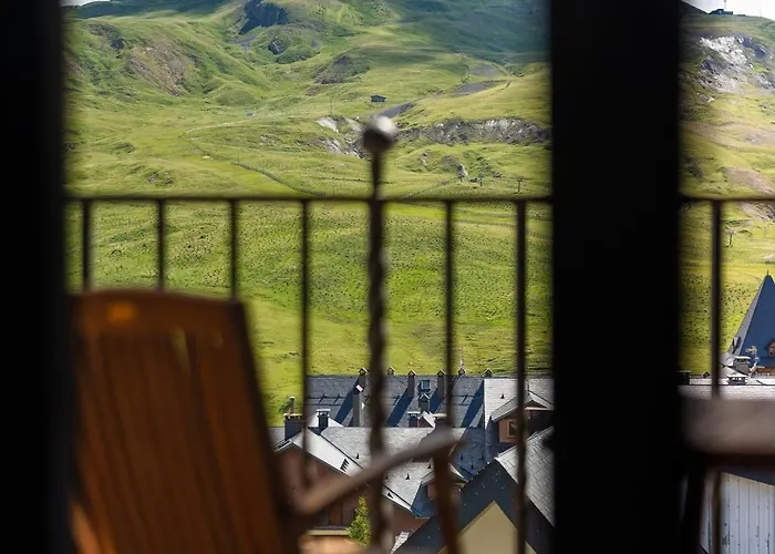 Snö De Sallent 4 Hotell